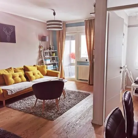 New Elegant Apartment With Free Parking And Wifi Zagabria Esterno foto